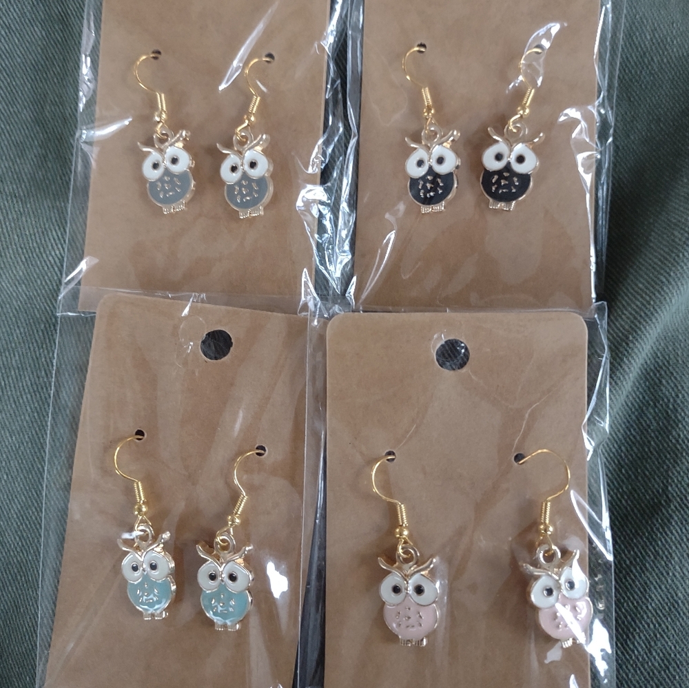 4 Handmade Sweet Gold Tone Owl Dangle Earrings Sets